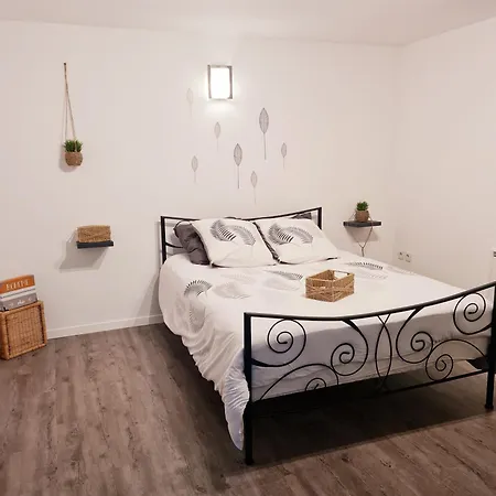 Homestay La Chapelle *